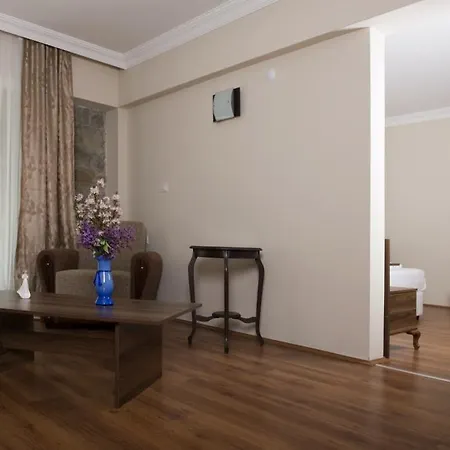 Kayabali Hotel *